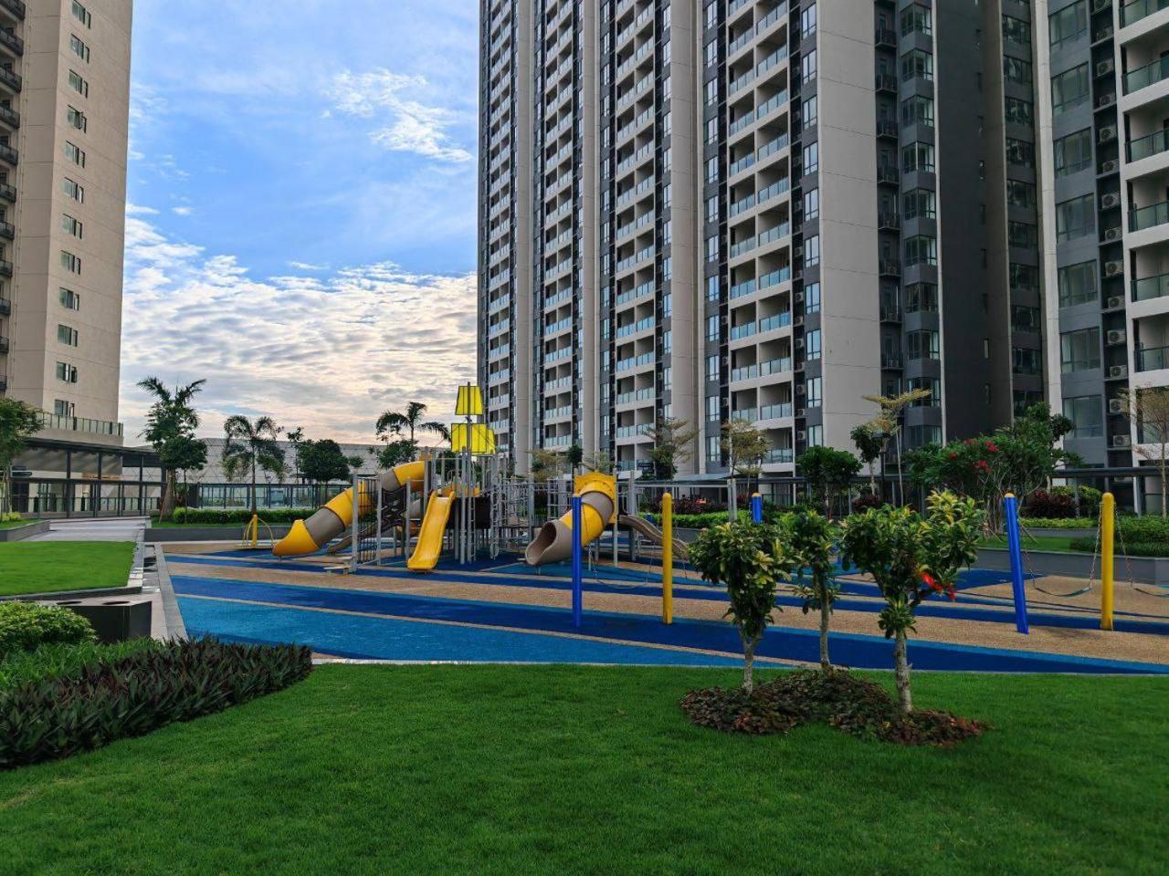 ג'והור בהרו R&F Princess Cove Jb Apartment Suites By Sc Homestay מראה חיצוני תמונה